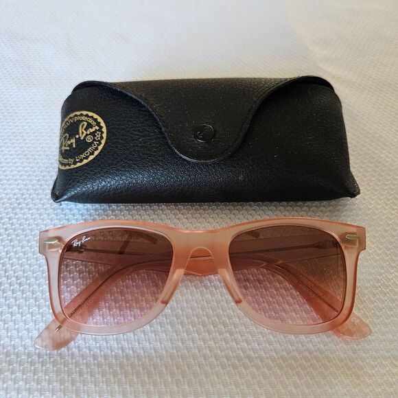 Ray-Ban Edition Pink Wayfarer Sunglases in Ice Pop Watermelon - Picture 1 of 7